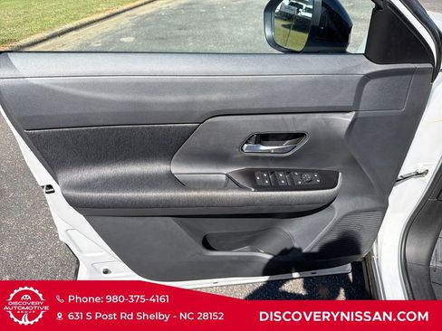 New 2026 Nissan Kicks SV w/ SV Premium Package FWD image 10