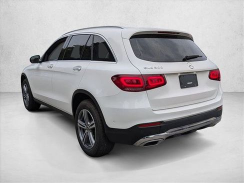 Used 2022 Mercedes-Benz GLC 300 w/ Premium Package Lite image 7
