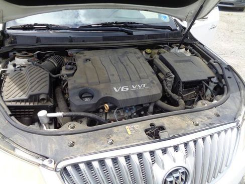 Used 2012 Buick LaCrosse Premium FWD image 31