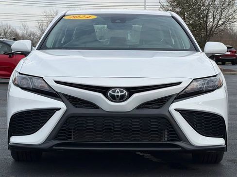 Certified 2024 Toyota Camry SE w/ Convenience Package image 9