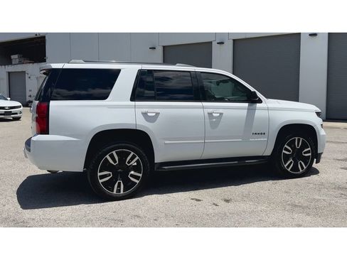 Used 2018 Chevrolet Tahoe Premier RWD image 9