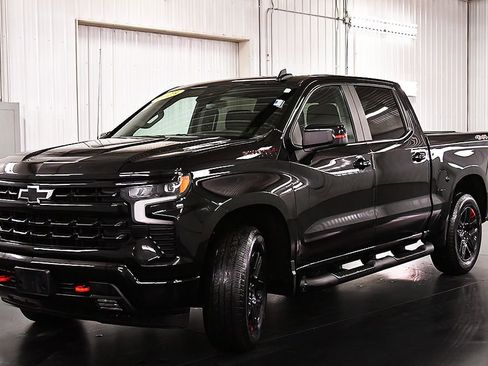 Used 2023 Chevrolet Silverado 1500 RST w/ Redline Edition image 3