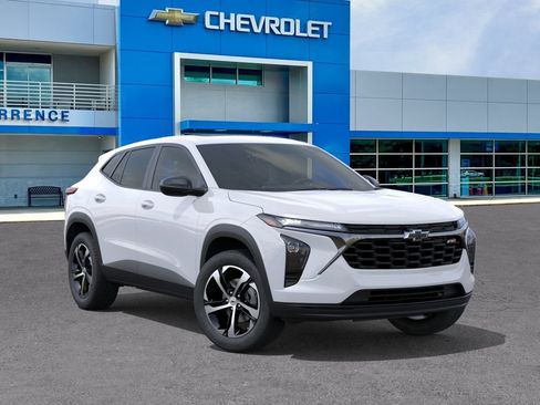 New 2026 Chevrolet Trax RS w/ Sunroof Package FWD image 7
