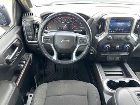 Certified 2022 Chevrolet Silverado 1500 LT Trail Boss AWD/4WD image 17