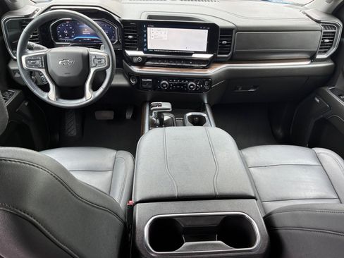 Used 2024 Chevrolet Silverado 1500 RST w/ Convenience Package II image 3