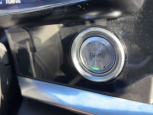 Used 2024 Chevrolet Corvette Stingray Preferred Cpe w/ Battery Protection Package image 12