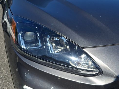 Used 2022 Ford Escape SEL AWD/4WD image 9