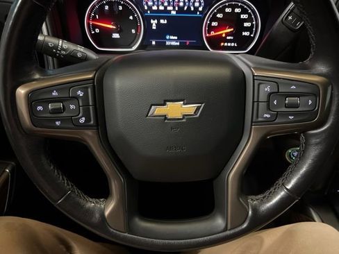 Used 2022 Chevrolet Silverado 3500 High Country w/ Z71 Off-Road Package image 47