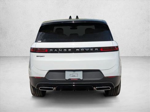 New 2026 Land Rover Range Rover Sport SE AWD/4WD image 8