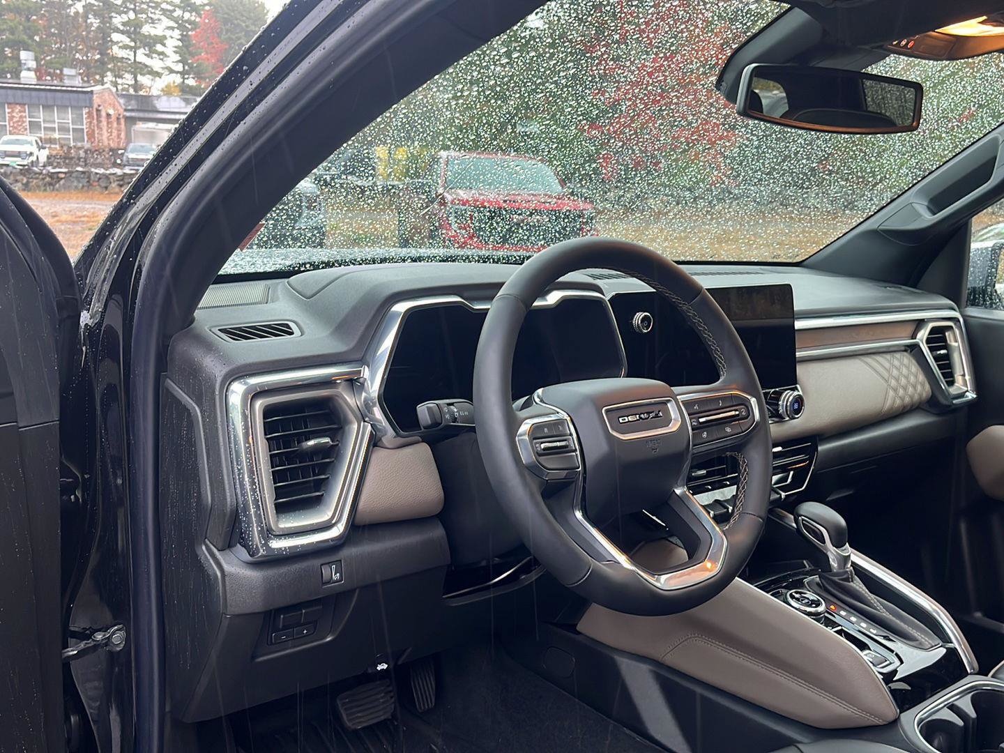 Used 2026 GMC Canyon Denali w/ LPO, Denali Black Edition AWD/4WD image 11