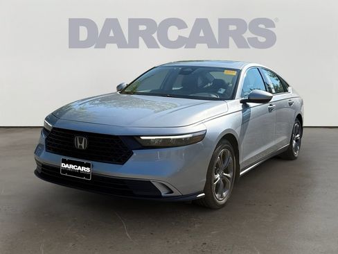 Used 2023 Honda Accord EX image 3