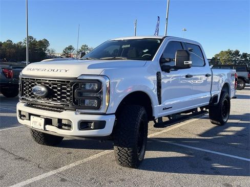 Used 2024 Ford F250 XL w/ STX Appearance Package image 27