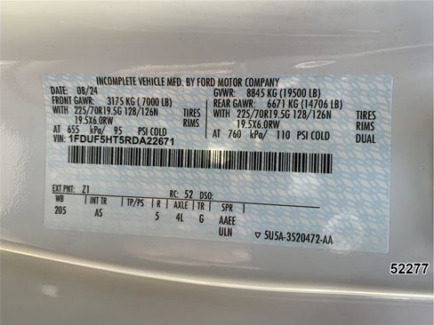 Used 2024 Ford F550 4x4 Regular Cab Super Duty image 14