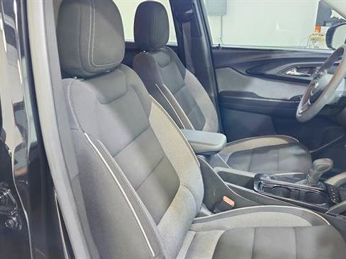 Used 2023 Chevrolet TrailBlazer LT w/ Convenience Package FWD image 24
