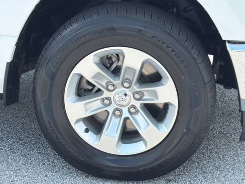 Certified 2024 RAM 1500 Laramie RWD image 12