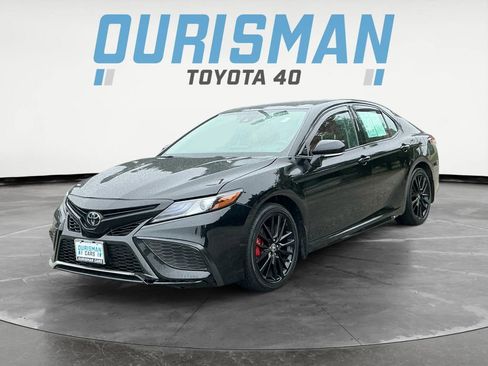 Used 2024 Toyota Camry XSE w/ Cold Weather Package FWD image 3