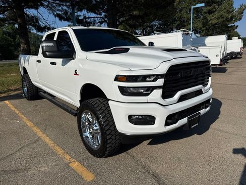Used 2026 RAM 2500 Tradesman AWD/4WD image 5