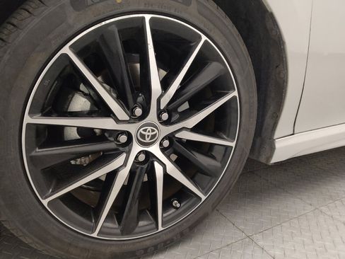 Used 2023 Toyota Camry SE FWD image 31