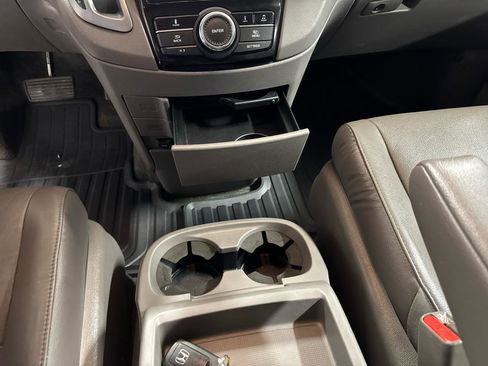 Used 2016 Honda Odyssey EX-L image 25