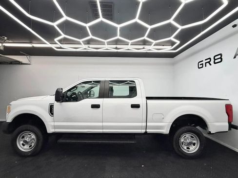 Used 2017 Ford F350 XL AWD/4WD image 4