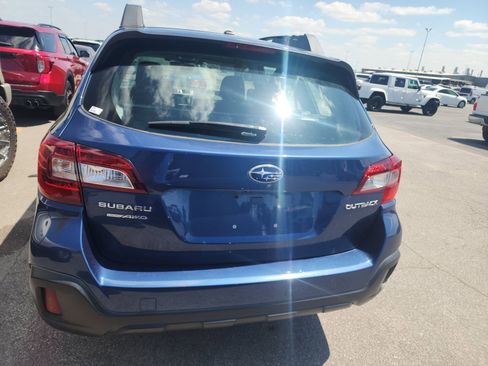 Used 2019 Subaru Outback 2.5i image 8