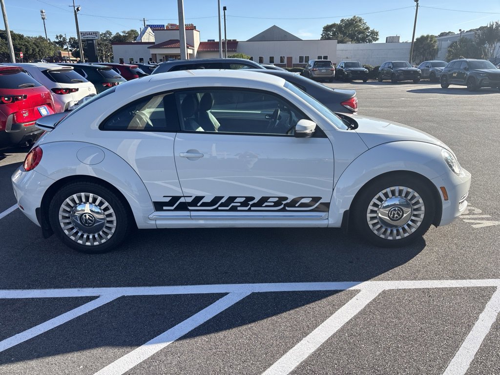 Used 2016 Volkswagen Beetle 1.8T SE FWD image 2