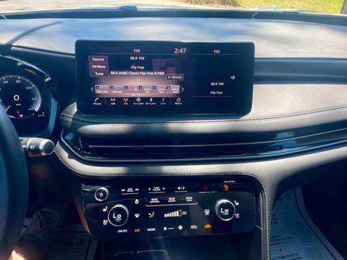 Used 2025 INFINITI QX60 Luxe FWD image 17