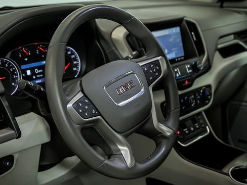 Used 2019 GMC Terrain Denali w/ Advanced Safety Package image 17