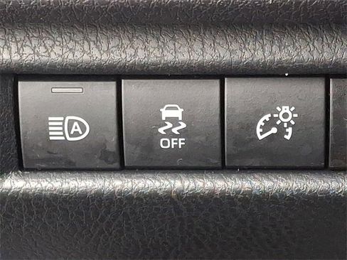 Used 2025 Toyota Camry LE image 26