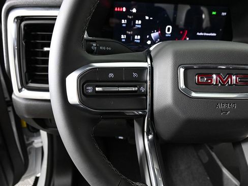 New 2026 GMC Canyon Elevation w/ Convenience Package image 9