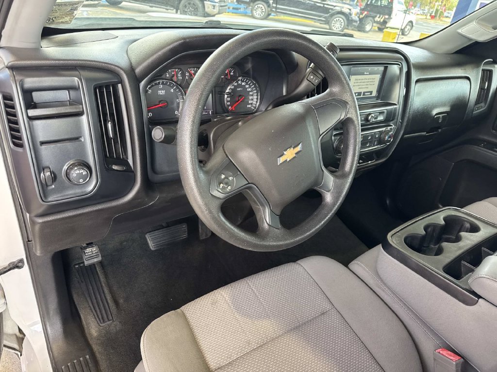 Used 2018 Chevrolet Silverado 1500 Custom w/ Custom Value Package RWD image 19