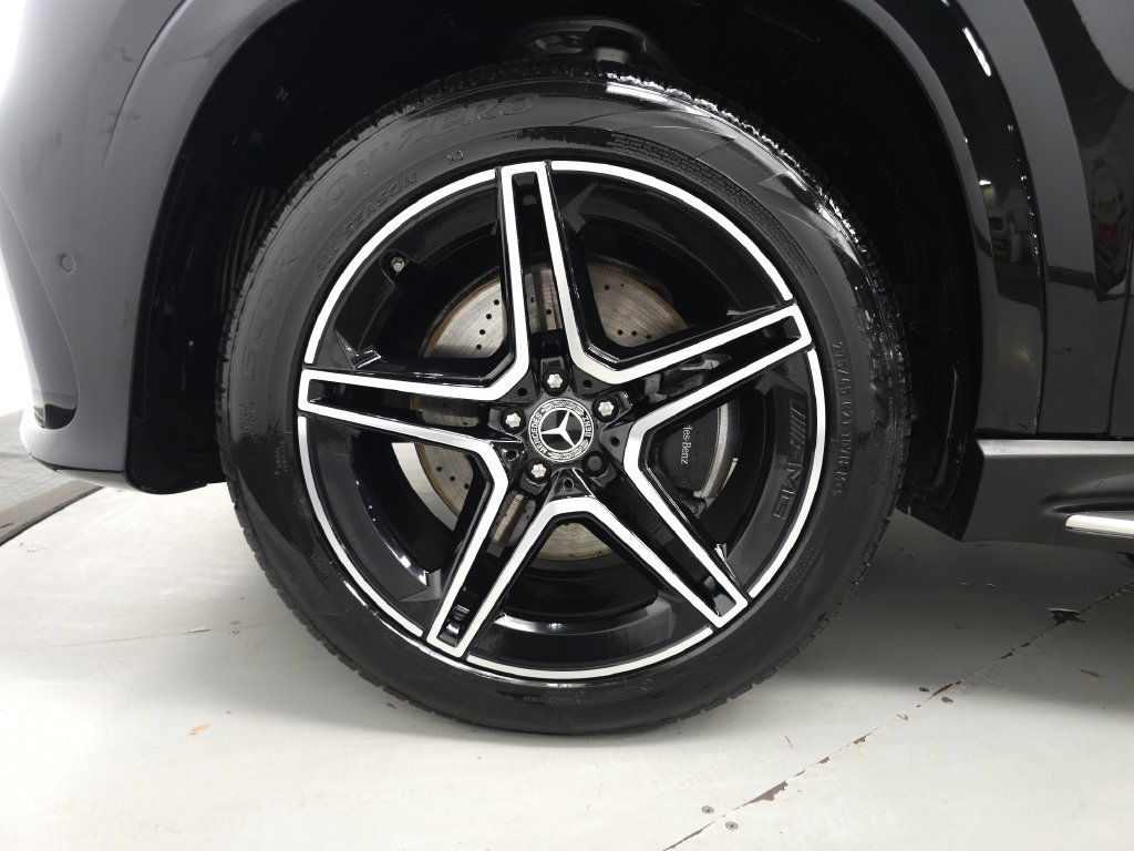 Certified 2026 Mercedes-Benz GLS 450 4MATIC image 37