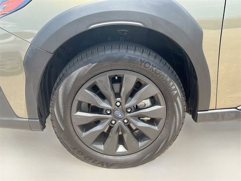 Used 2025 Subaru Outback Onyx Edition image 33