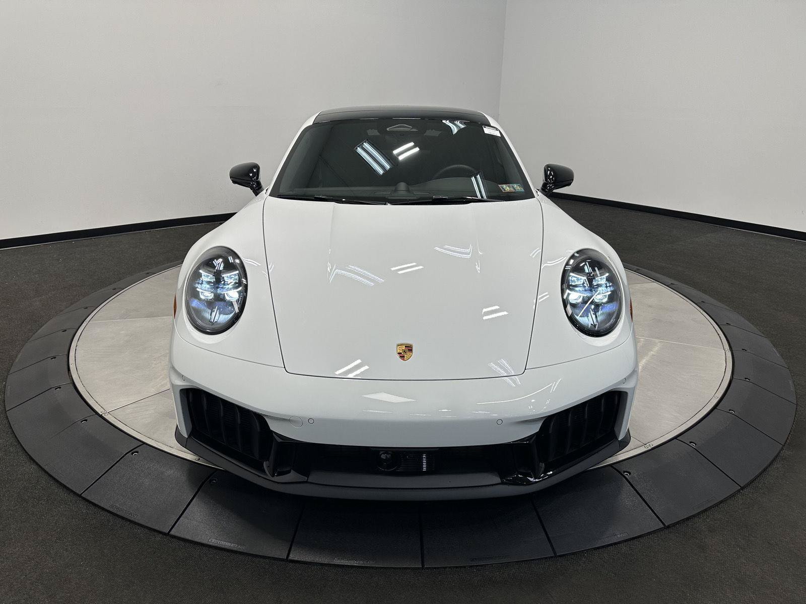 Certified 2026 Porsche 911 Carrera 4 GTS AWD/4WD image 10