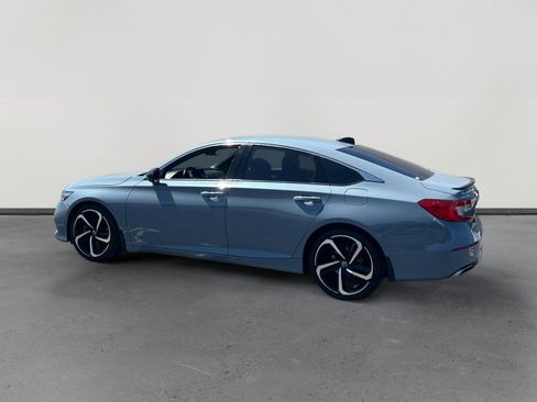 Used 2022 Honda Accord Sport image 3