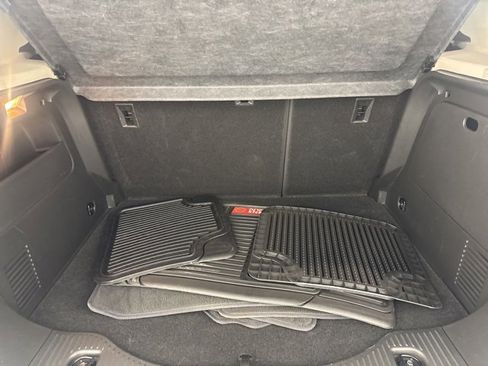 Used 2022 Buick Encore Preferred w/ Safety Package II image 21