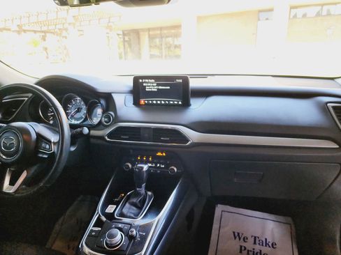 Used 2019 MAZDA CX-9 Touring image 34