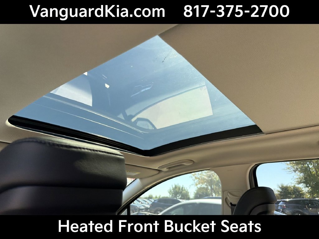 Certified 2026 Kia Sportage EX w/ EX Panorama Roof Package FWD image 19