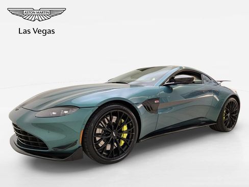 Used 2023 Aston Martin V8 Vantage Coupe RWD image 1