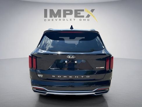 Used 2021 Kia Sorento EX FWD image 4