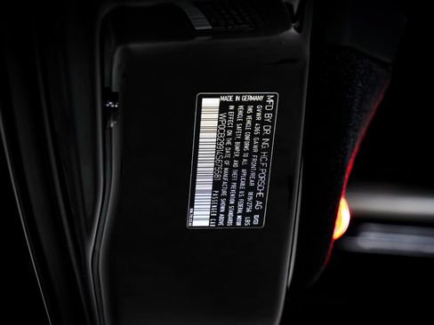 Used 2004 Porsche 911 Turbo AWD/4WD image 48