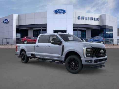 New 2026 Ford F250 Lariat w/ Black Appearance Package image 7