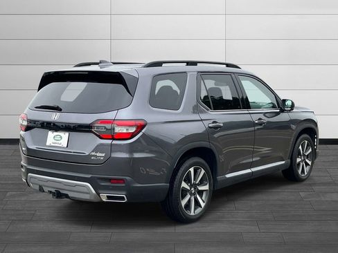 Used 2023 Honda Pilot Elite image 5