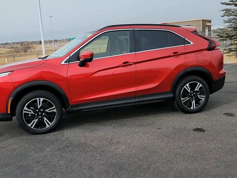 Used 2024 Mitsubishi Eclipse Cross SE image 2
