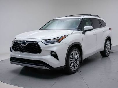 Used 2023 Toyota Highlander Platinum