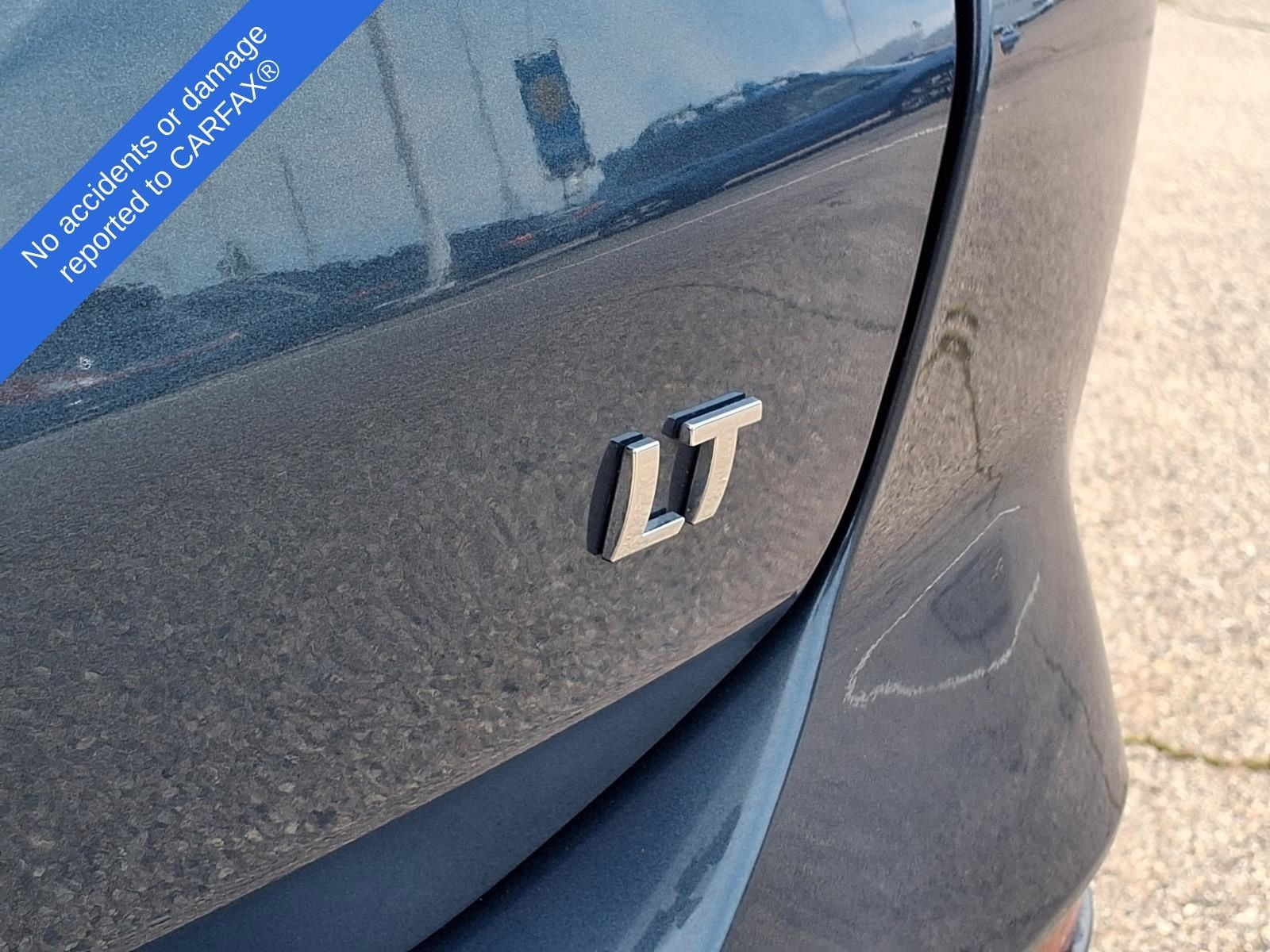 Used 2024 Chevrolet Equinox LT w/ LPO, Floor Liner Package FWD image 10