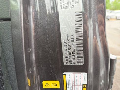 Used 2023 Jeep Gladiator Overland image 30