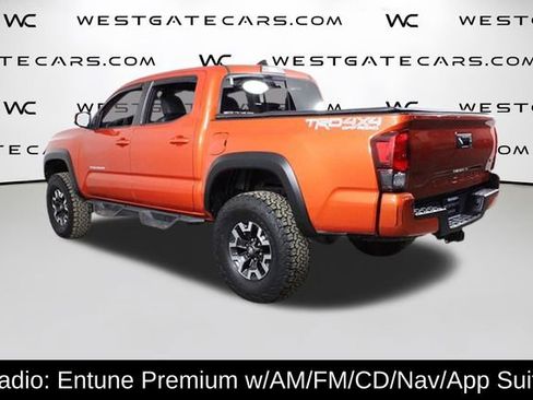 Used 2018 Toyota Tacoma TRD Off-Road image 4