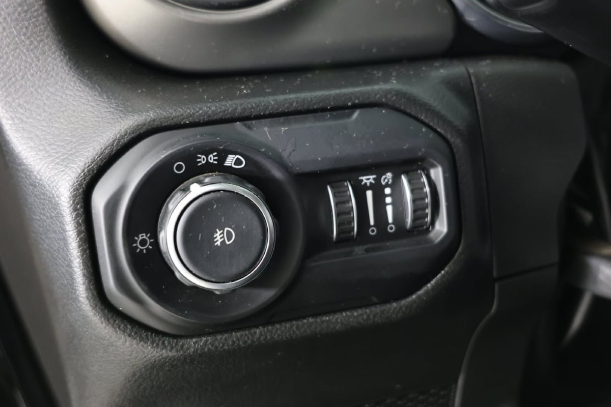 Used 2022 Jeep Wrangler Unlimited Sport AWD/4WD image 20