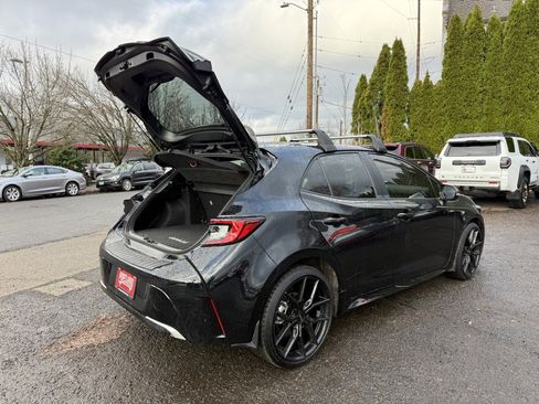 Used 2025 Toyota Corolla XSE image 11